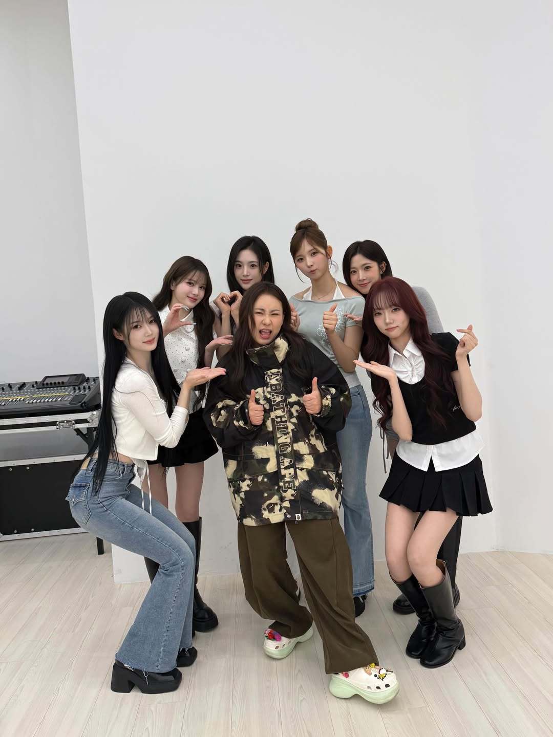 260611 thursdaynight_official更新在一起时展现出和谐