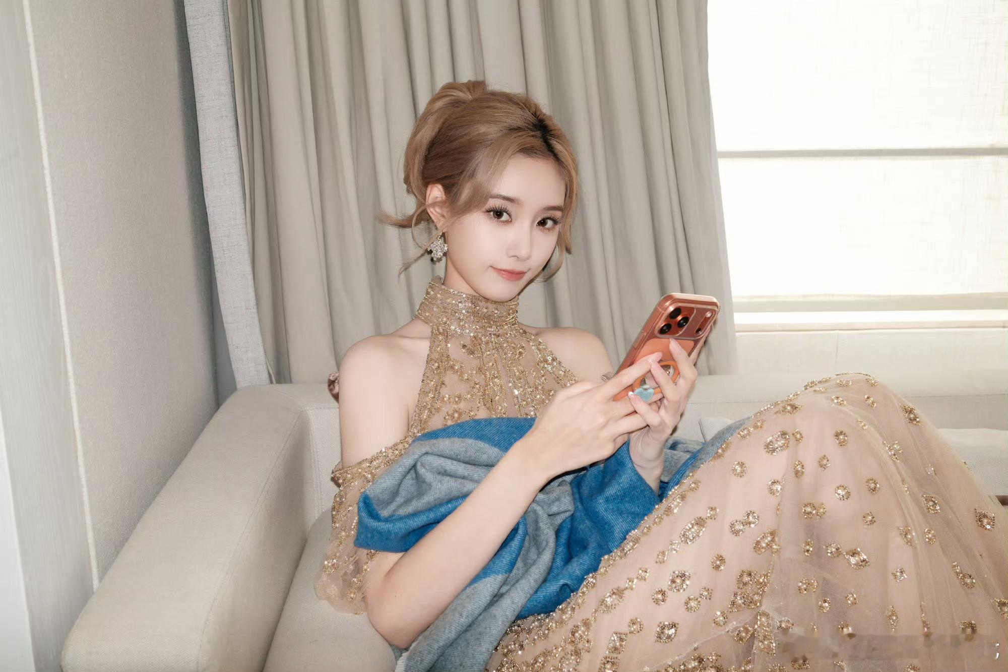 徐艺洋发微博回应被黄子韬扇了，祝大家情人节快乐，真的很幸福了徐艺洋很幸福徐艺洋回