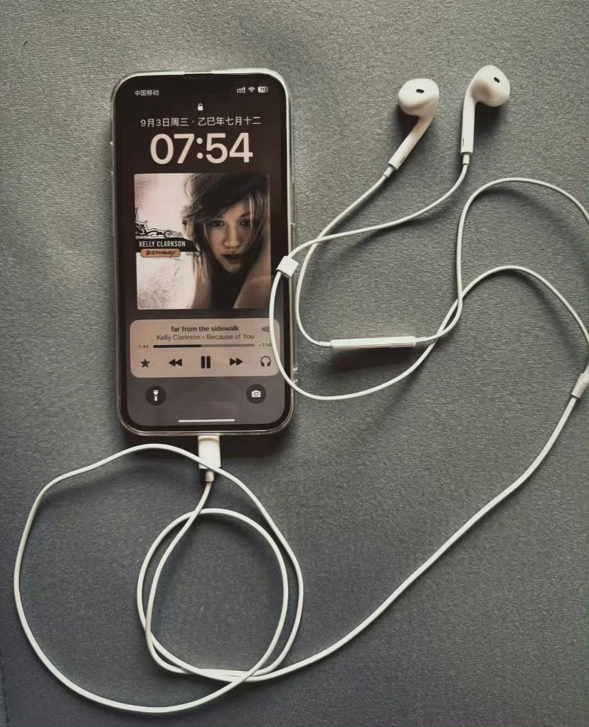 有线耳机爆火原因 我靠？这是无线用腻了，还是轮回了？ 