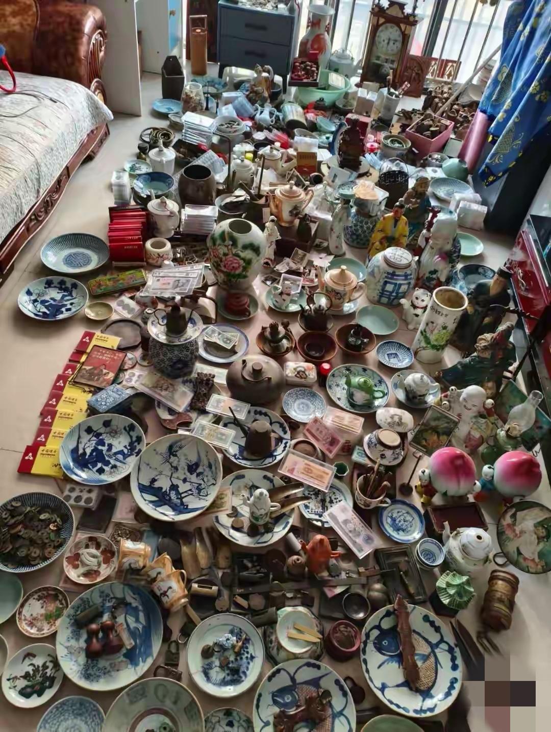 如果都是真的，把这些全部卖了变现，应该能在北京二环内买个四合院的吧？