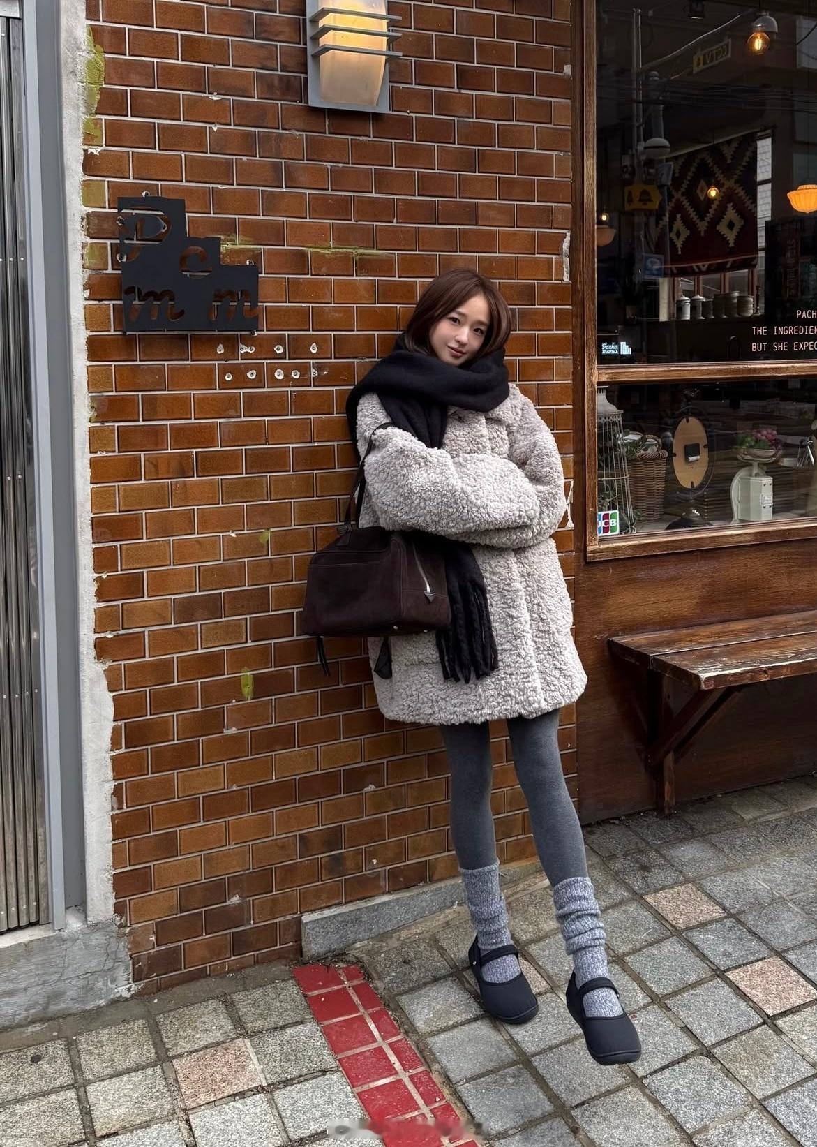 穿搭分享 连续更新第2732天韩国时尚女生日常搭配韩系穿搭超能新星汇新星v计划开