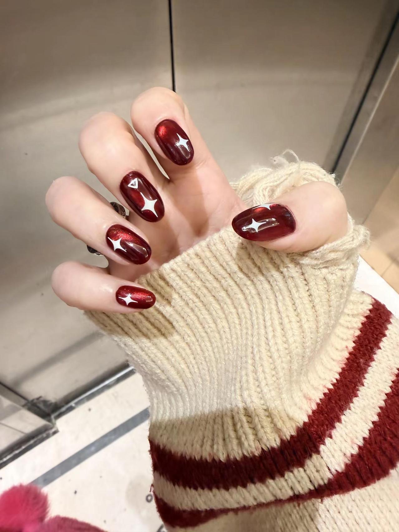 躲猫猫结束了 加buff麦晓雯美甲 三角洲