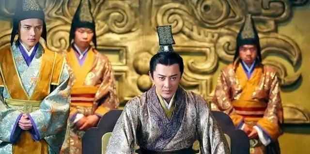 什么是真正的推恩令？

一道诏书，不动一兵一卒，没杀一个诸侯，把汉朝境内所有藩王