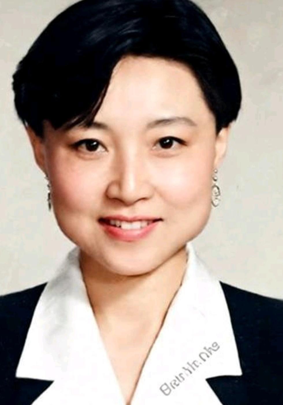 别再乱传了！谷开来和谷牧根本不是父女，真相原来是这样
这两天后台私信爆了，全是问