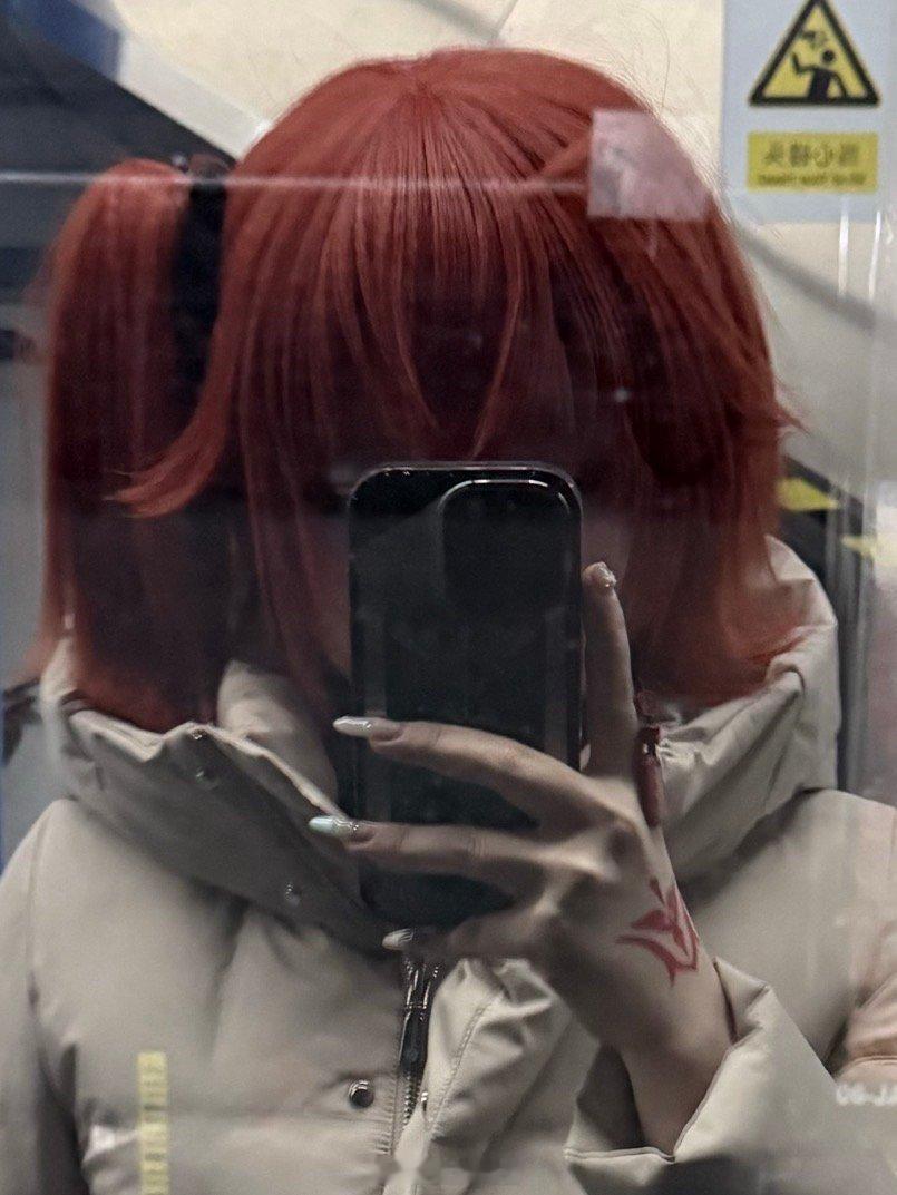 喜欢我的女孩太多了 没办法 