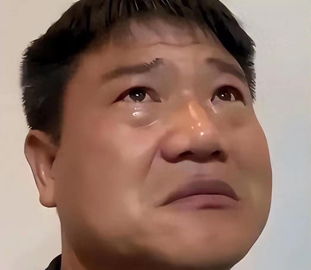 嘎子穿警服直播被各平台处理，反诈老陈误以为是自己的功劳，所以又支棱起来了，向更高