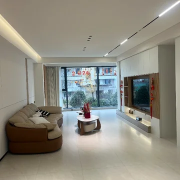 庞庞不加班🏠