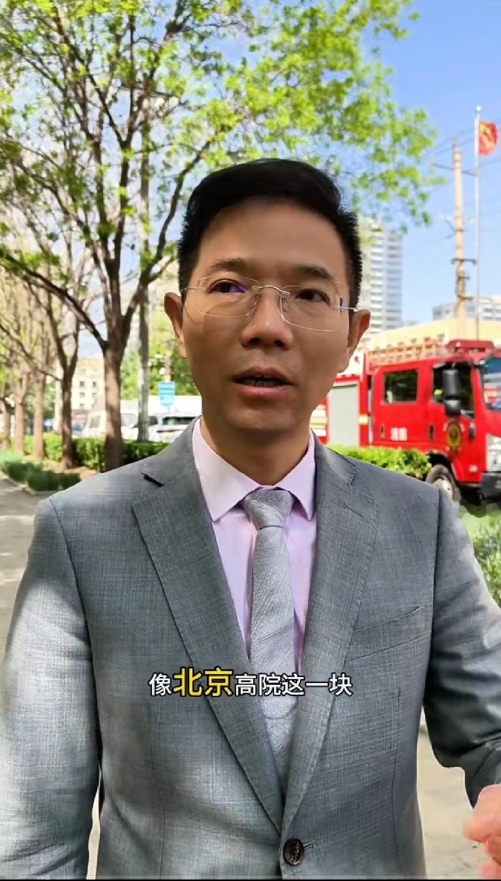 李律现身高院，递交新证据还争取到面对面沟通的机会，这条消息能让无数关注真相的人心