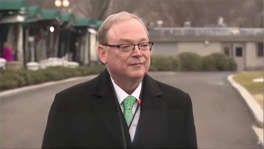 不管你咋生气 真是消费者买单滴......纽约联储称9成关税由美国承担，白宫很生