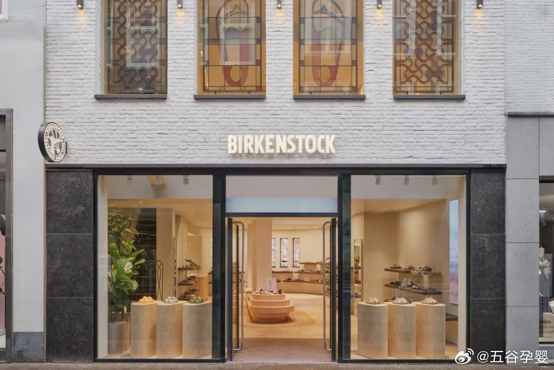 【LVMH二公子退出Birkenstock董事会】德国鞋履品牌Birkensto