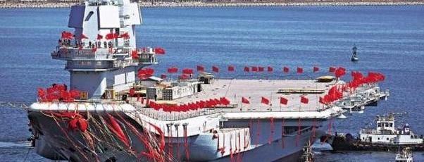 福建舰首次海试成功，确实让人扬眉吐气。
可偏偏就有些声音冒出来，说咱们不该急着上