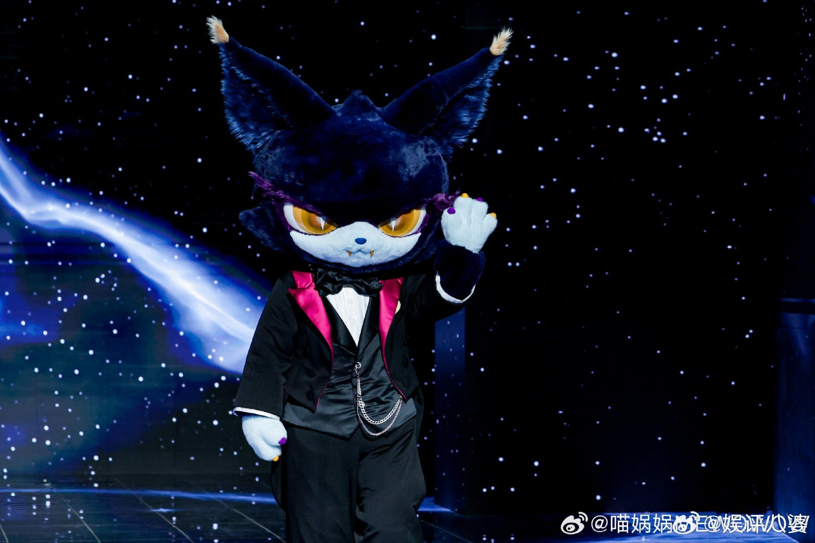 喵娲娲出席WIEA 从微博之夜到WIEA，变的是地点，不变的是的宠粉心！❤️ 作