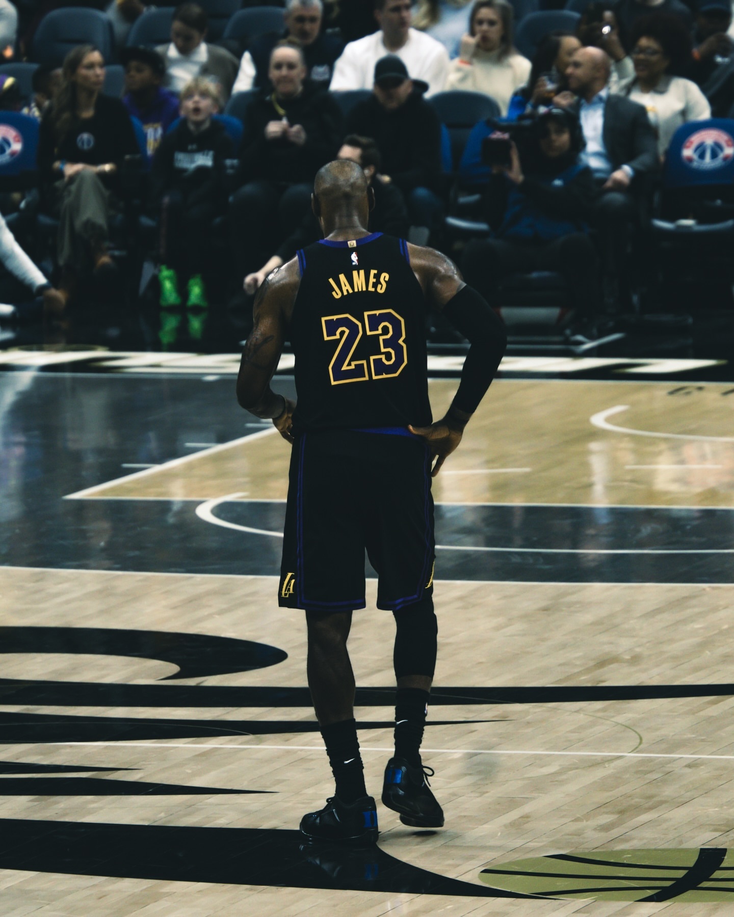 👑LEBRON JAMES皇冠詹姆斯湖人vs奇才洛杉矶湖人