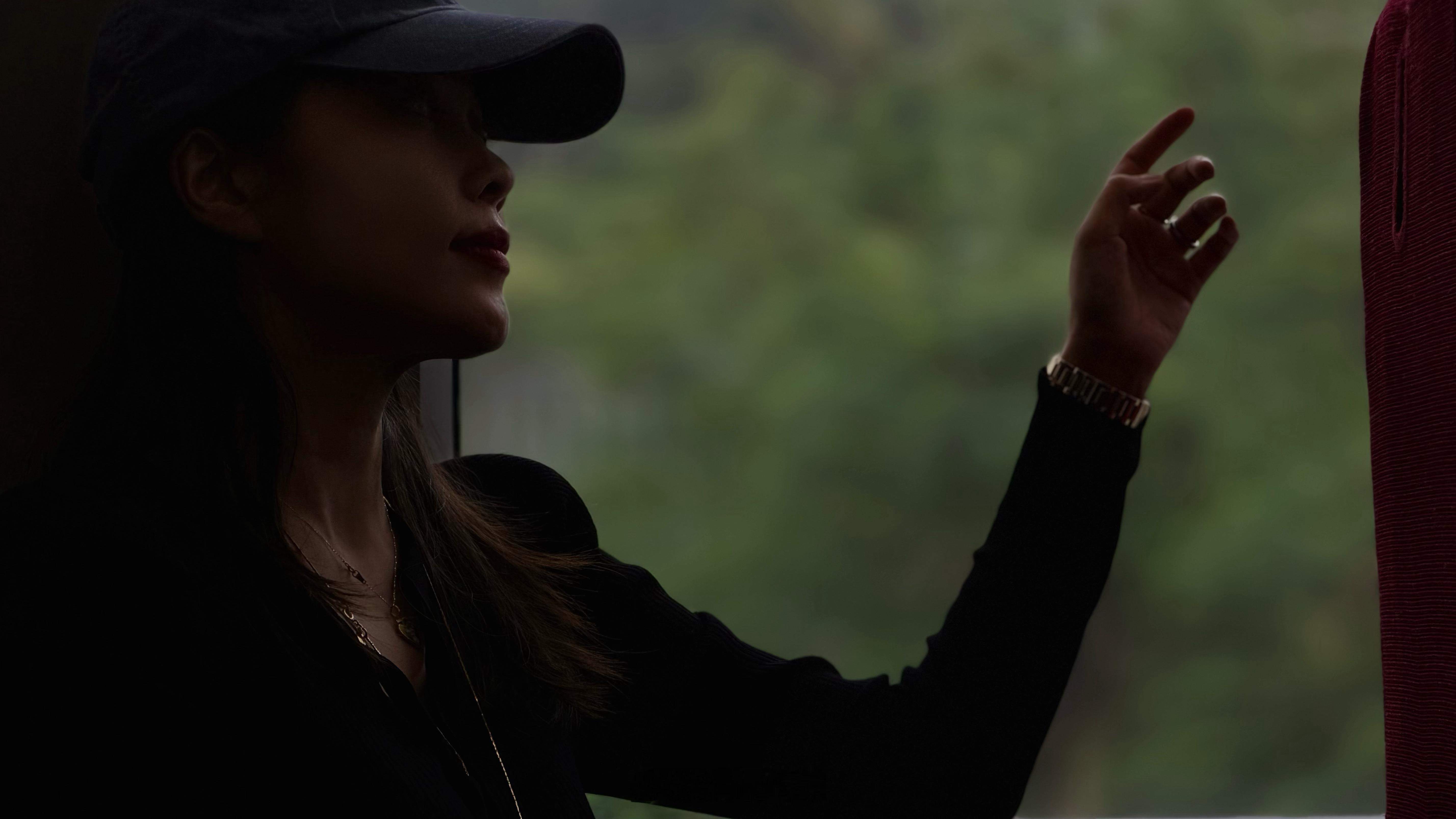 我拍的vs他拍的。类似电影和电影幕后花絮的差别……也许我俩看到的世界其实也不太一