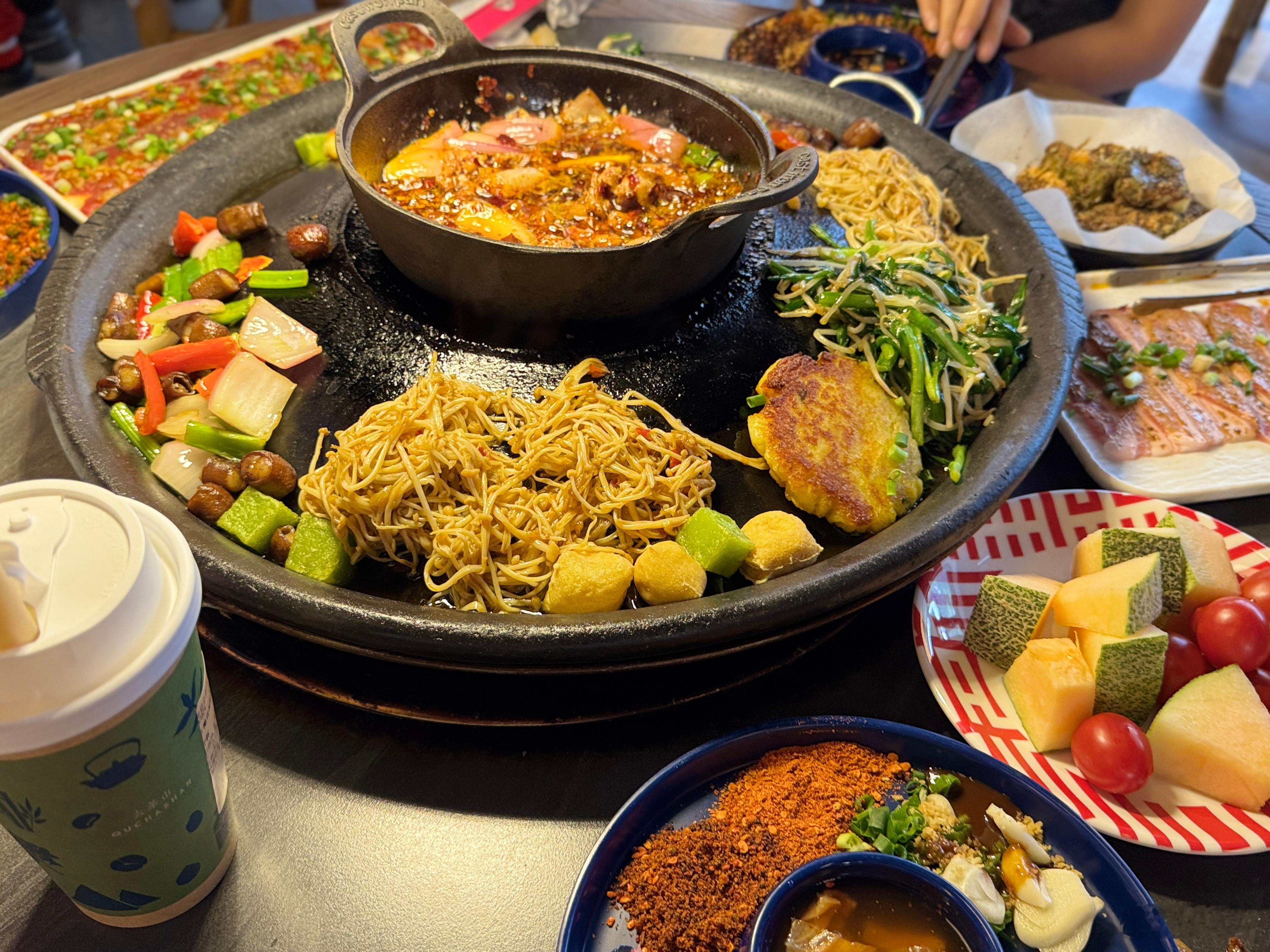 苦了什么都不苦自己这张嘴 ​​​