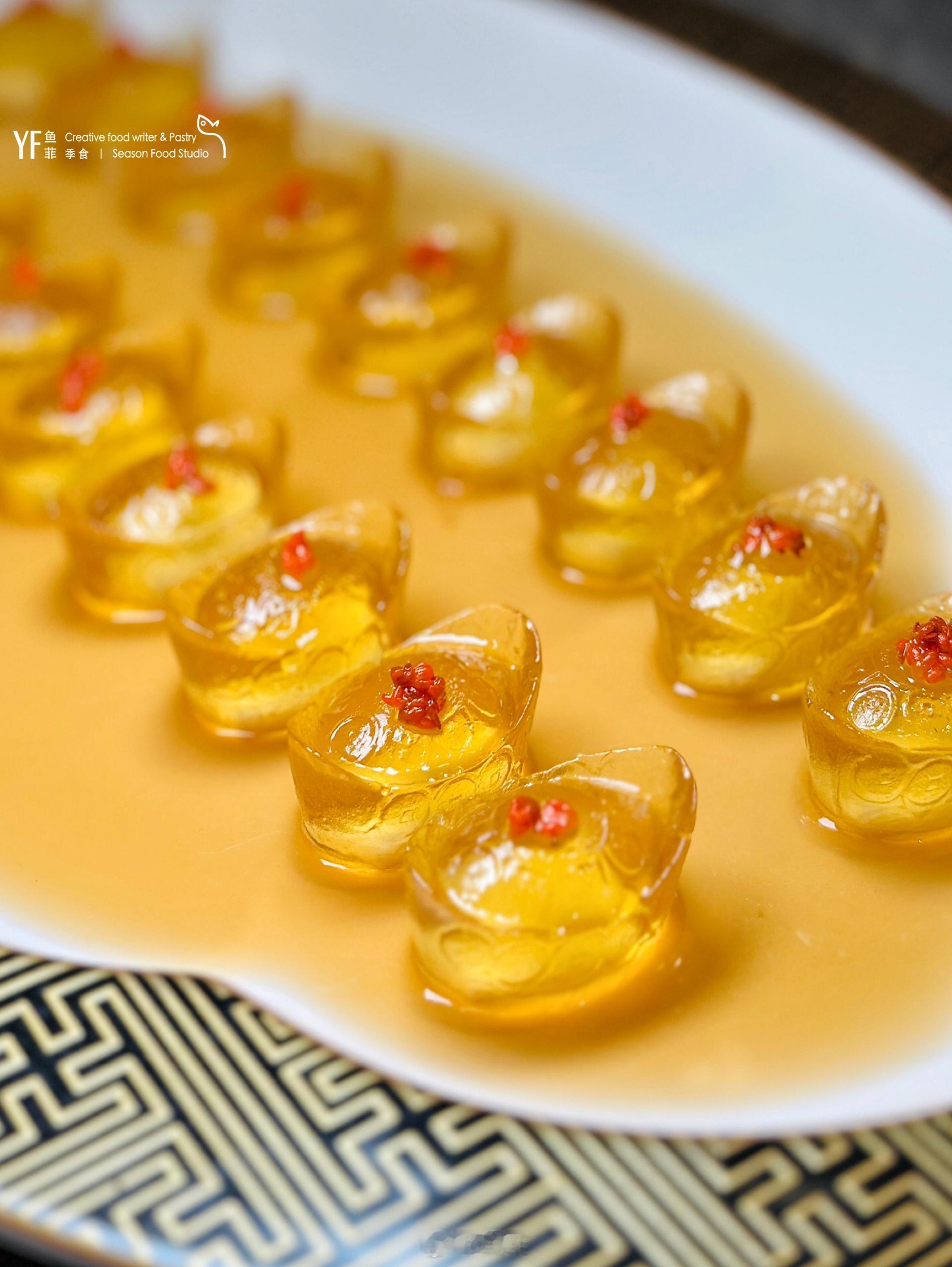 见山不是山，下笔却似海。将合未合的半山半海，老板曾是米其林法餐主厨。除了独特的味