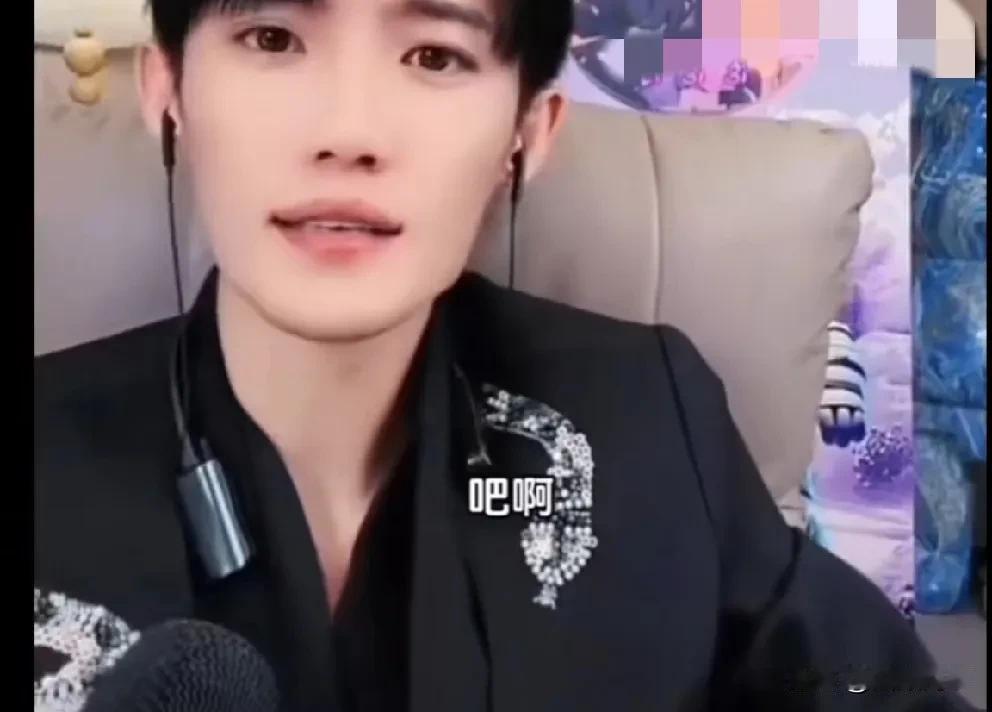 李辰轩说不怕散打哥，丁一都点名道姓干他！

            有膈应人的人