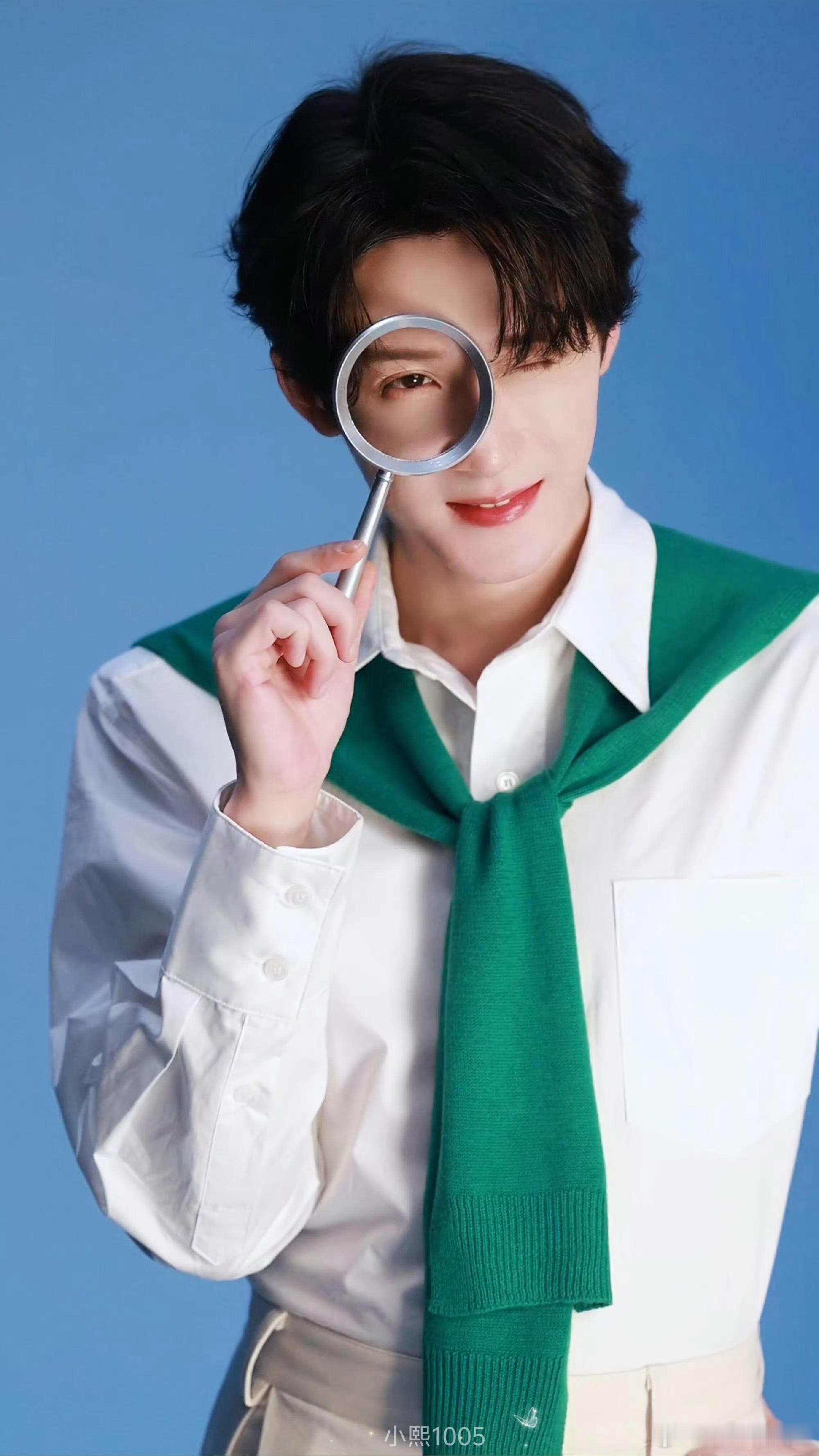 檀健次呼唤大家关心牙齿🦷连刷牙都好帅的檀健次狮王品牌代言人檀健次