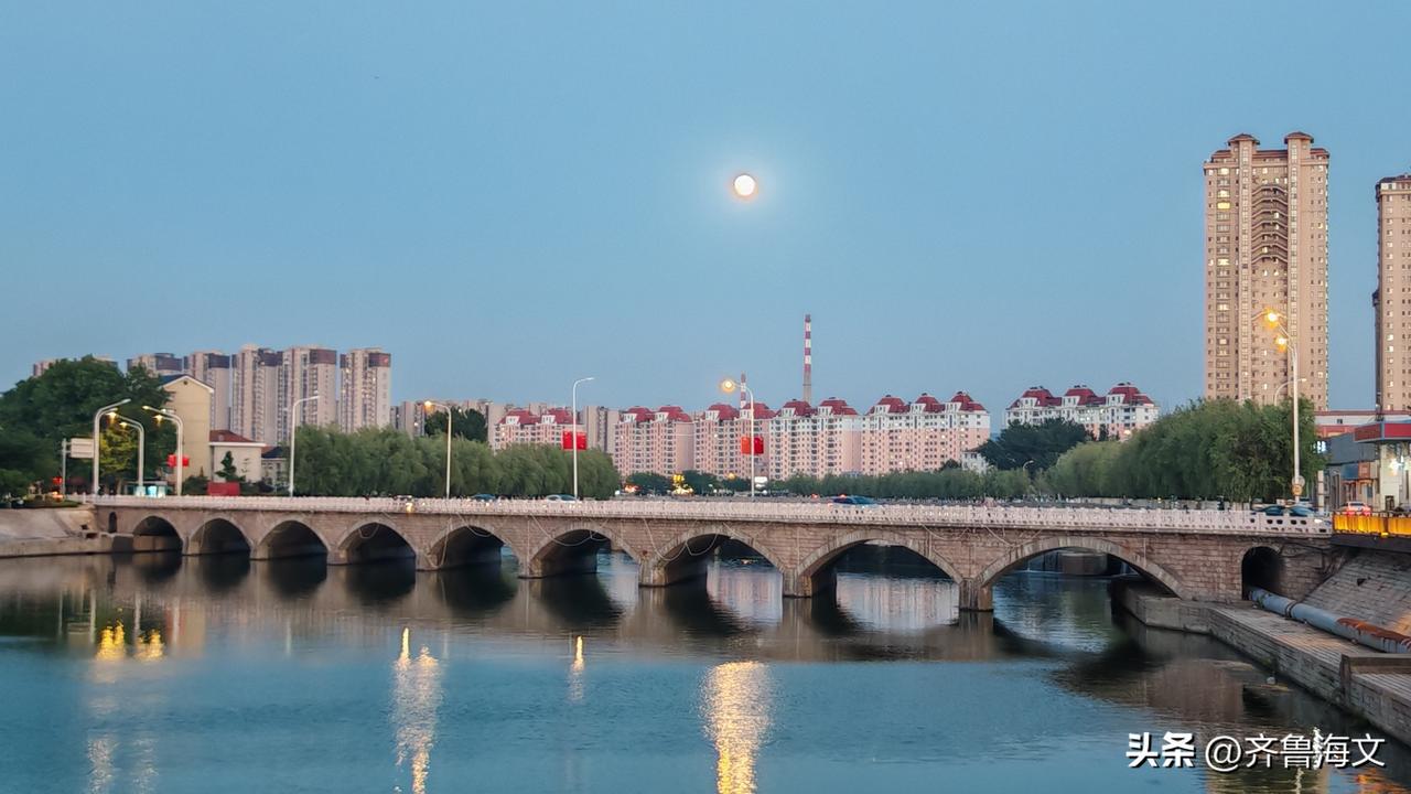 晒图笔记大赛抱龙河岸边赏明月