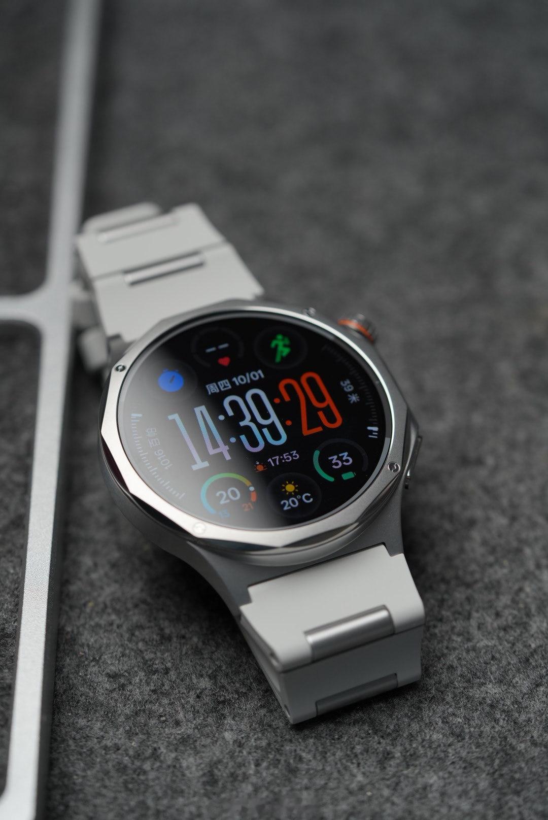 OPPO Watch X3 新配色寰月钛上手，新颜色真好看oppowatchx3