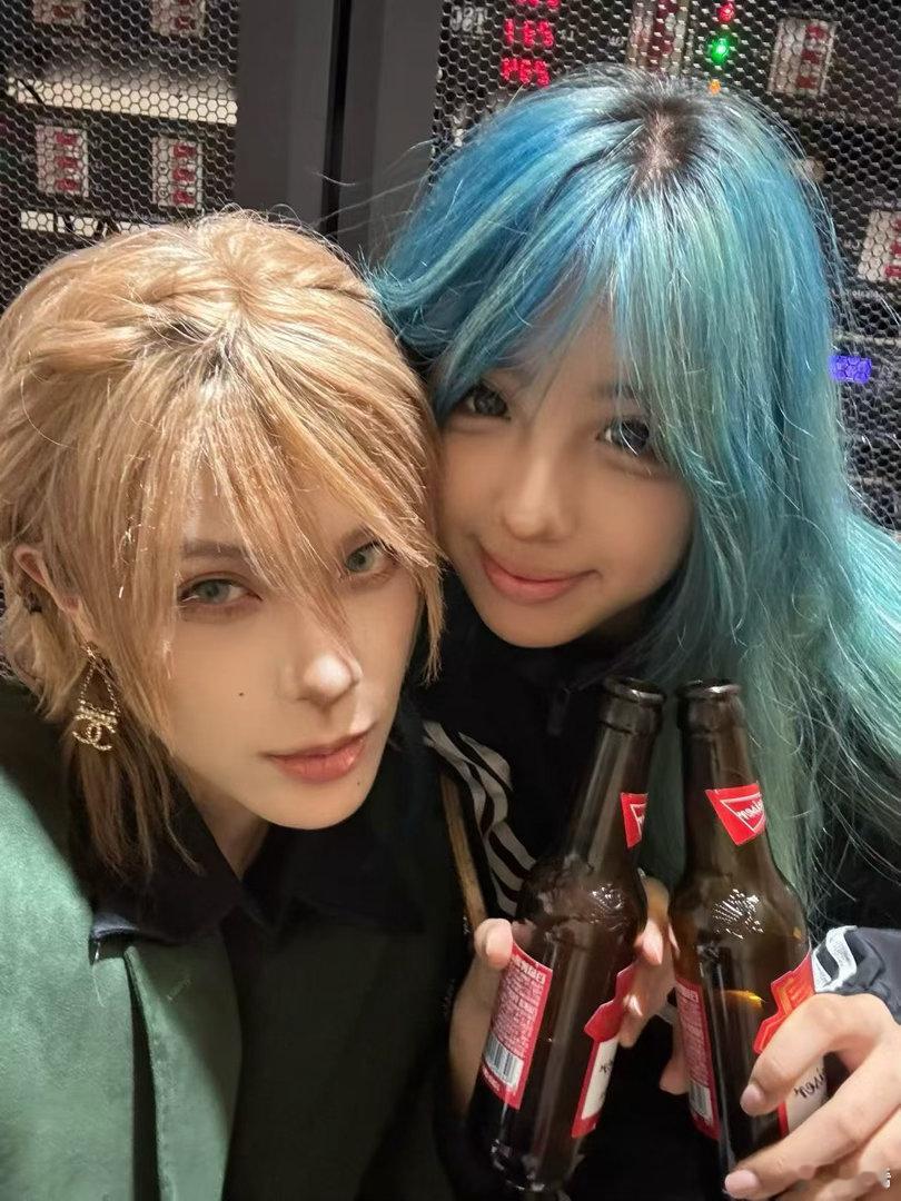 妮妮妹妹陪我工呀！ 本人机场狂奔中…… 
