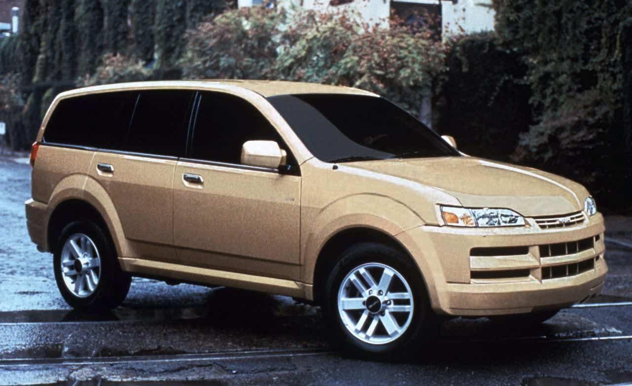 说好的“四驱平权”呢？

今年上半年，一个品牌大张旗鼓的要“四驱平权”，还说啥两