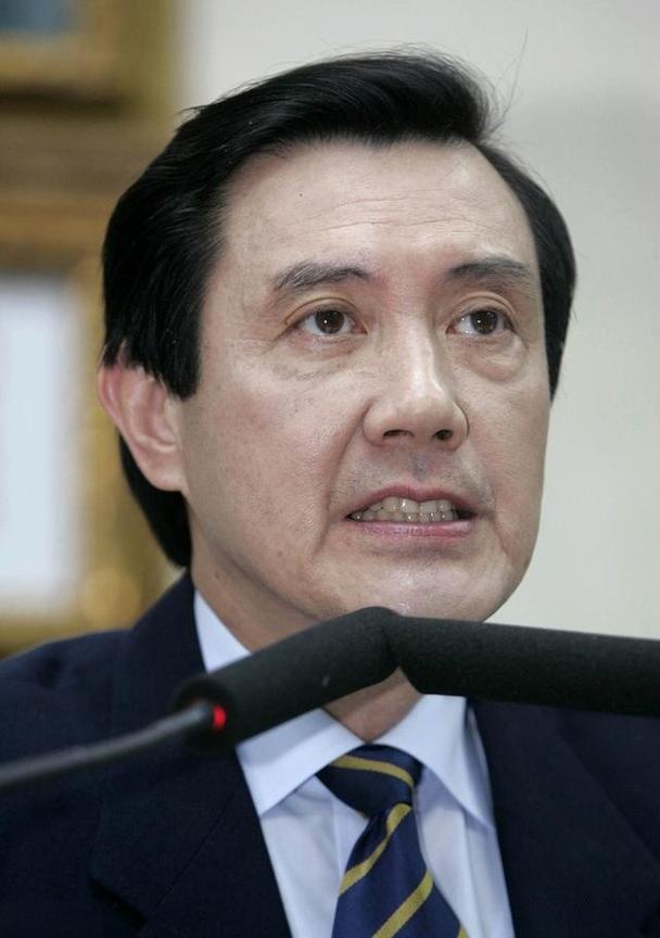 “不想一国两制，那就一国一制！”中国台湾的马英九表示，台湾不拒绝两岸统一，但是要