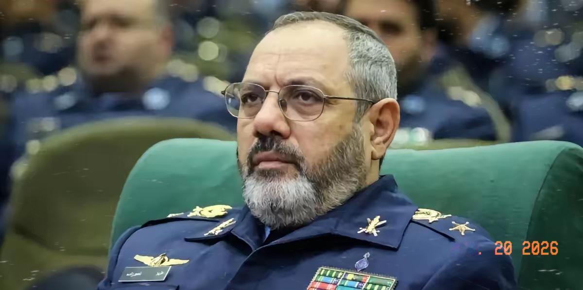 伊朗陆军总司令突然宣布

1月29日，伊朗陆军总司令对外宣布：已将1000架新型