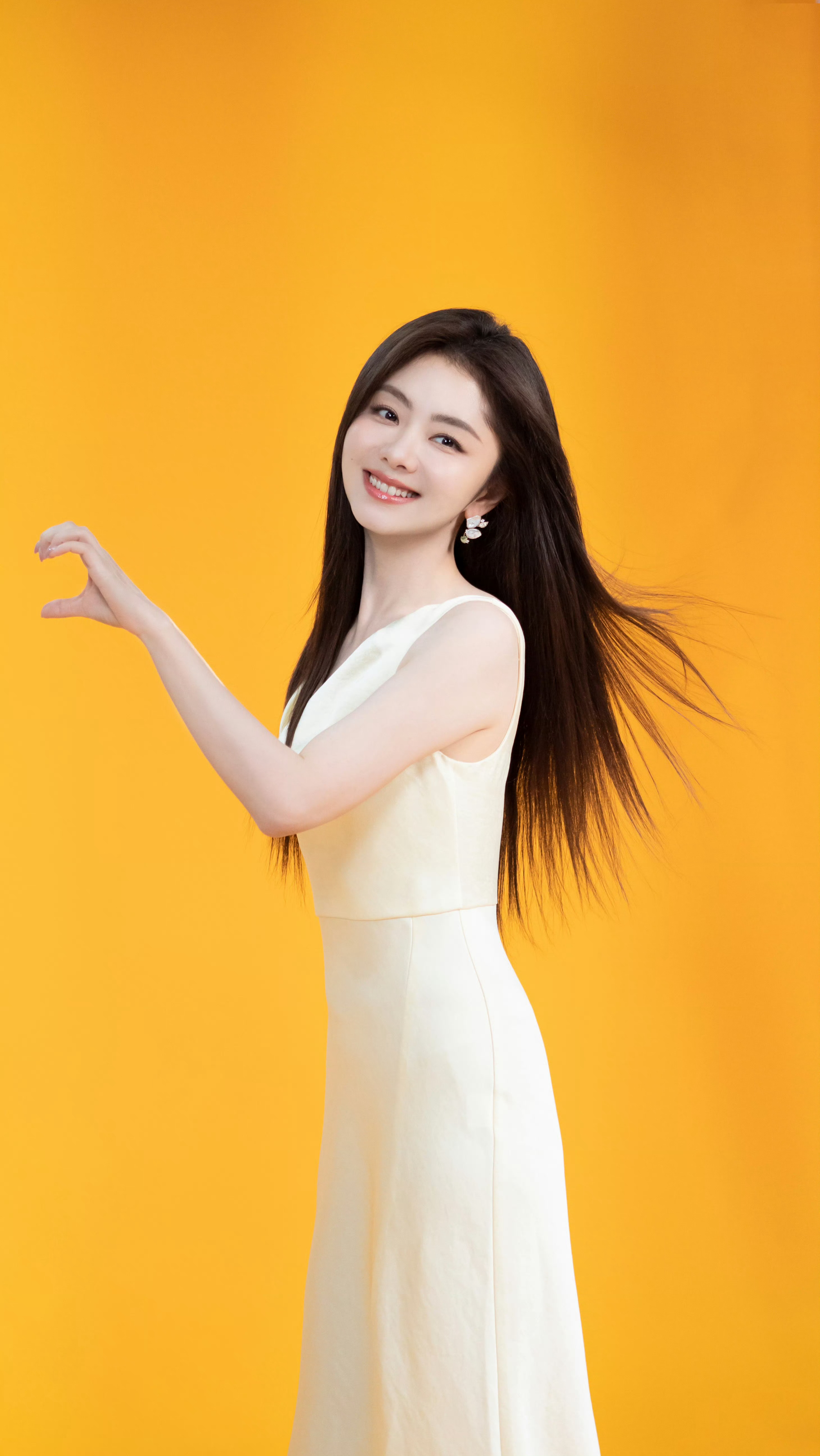 谭松韵春娟品牌代言人 嘿！我在星品影响力上邂逅了一个疯狂心动的星品——