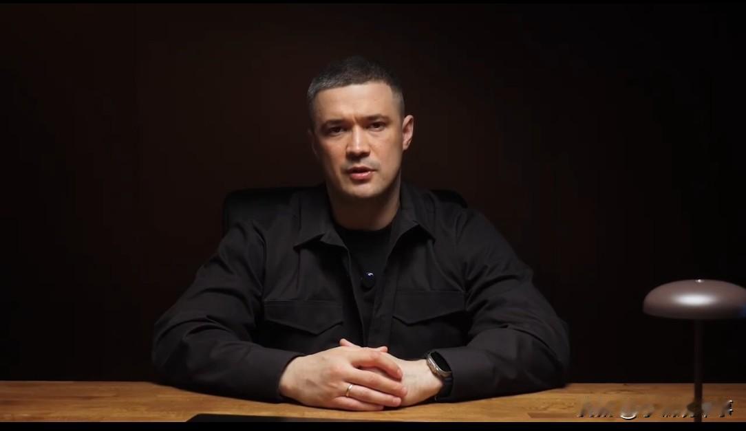🇺🇦🇷🇺⚡乌克兰前国防部长米哈伊尔·费多罗夫则录制了一段视频️，呼吁即使
