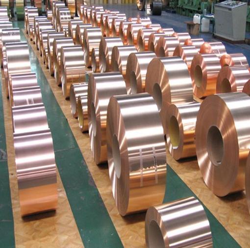 我国现在最大的弱点不是芯片，而是埋在地下的铜。2023年，全国使用铜1522万吨