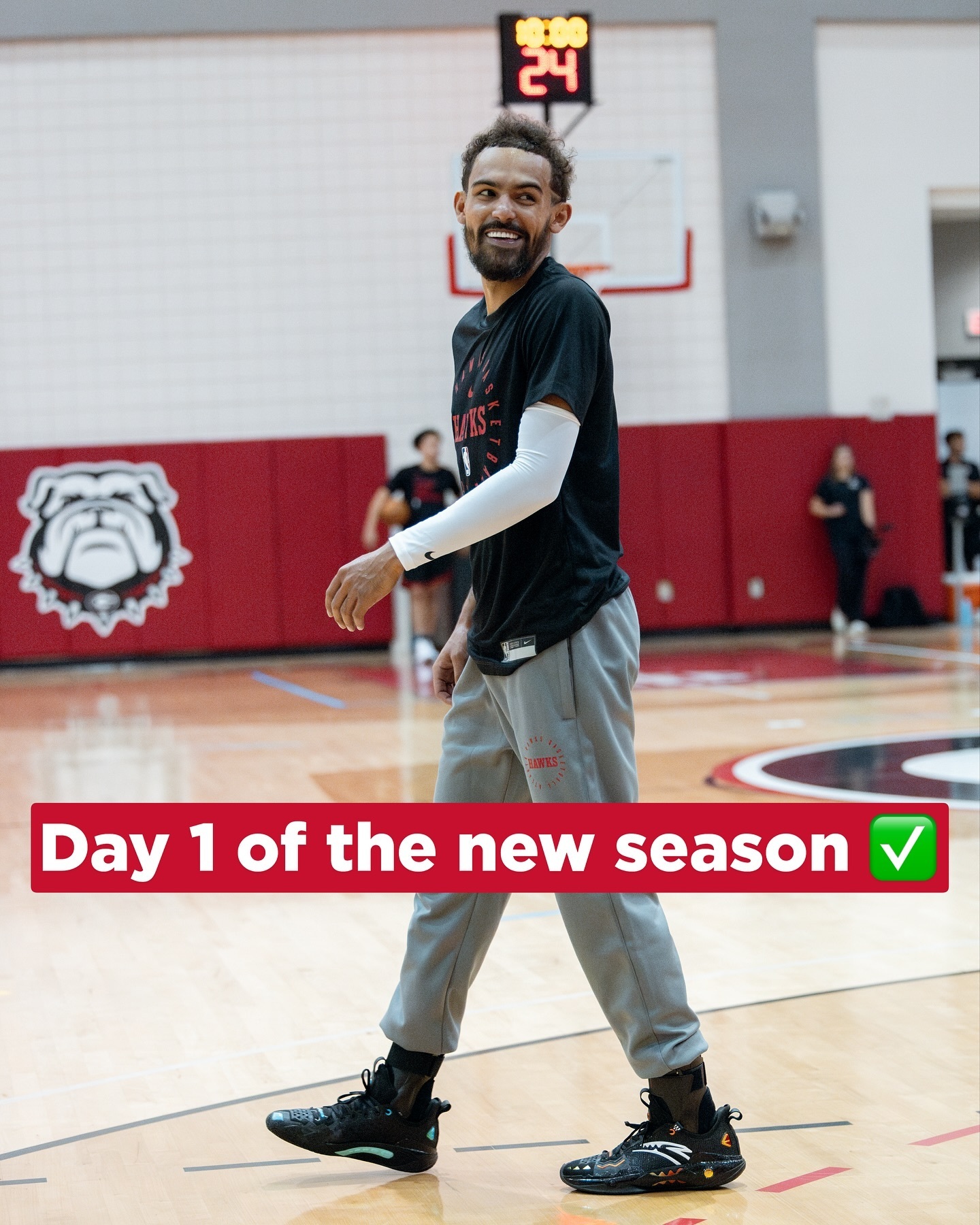 #SNEAKERS ON COURT# 👀👀👀©️atlhawks ​​​