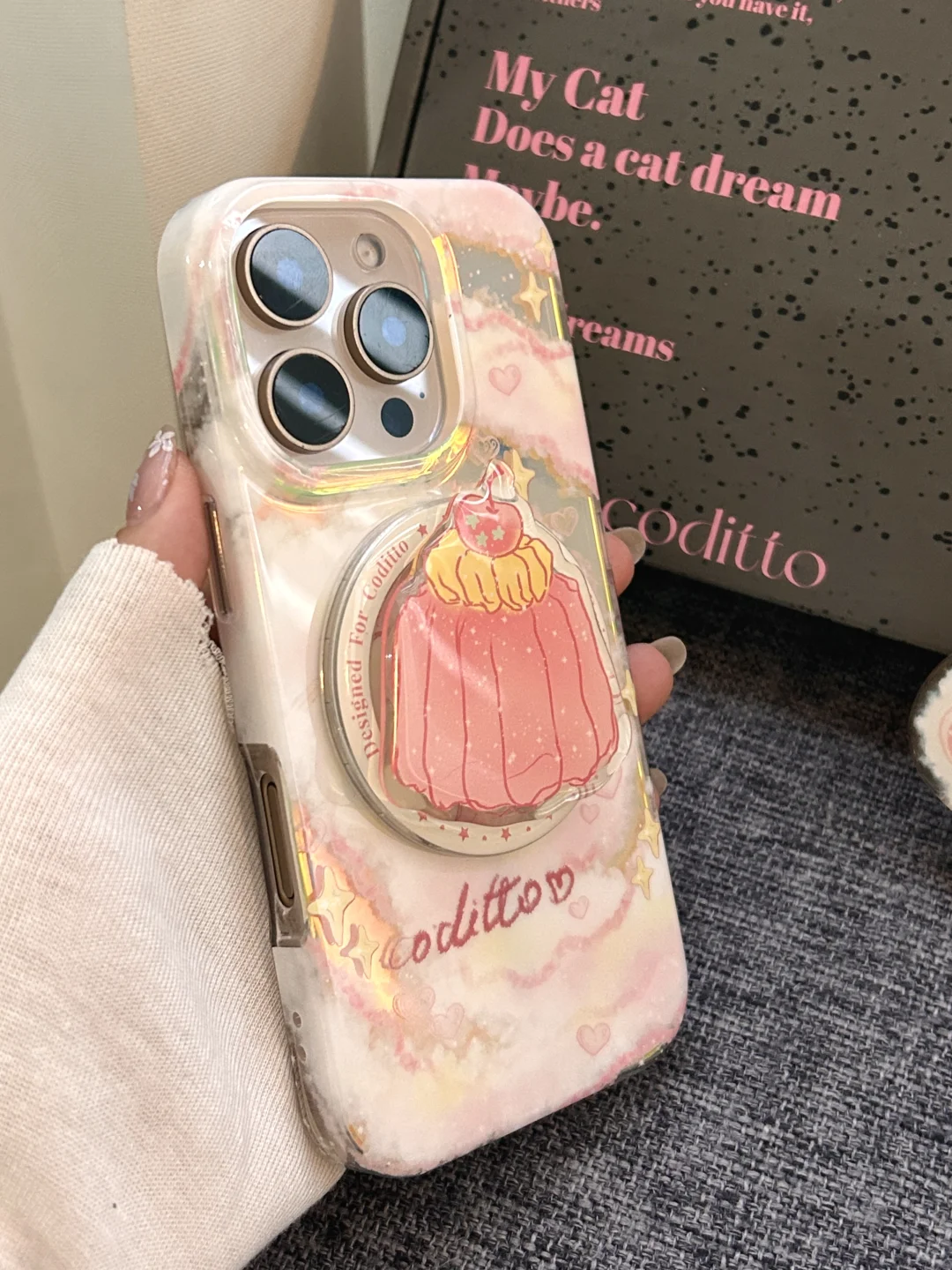 好喜欢的这磁吸小众设计镭射粉色手机壳耶！