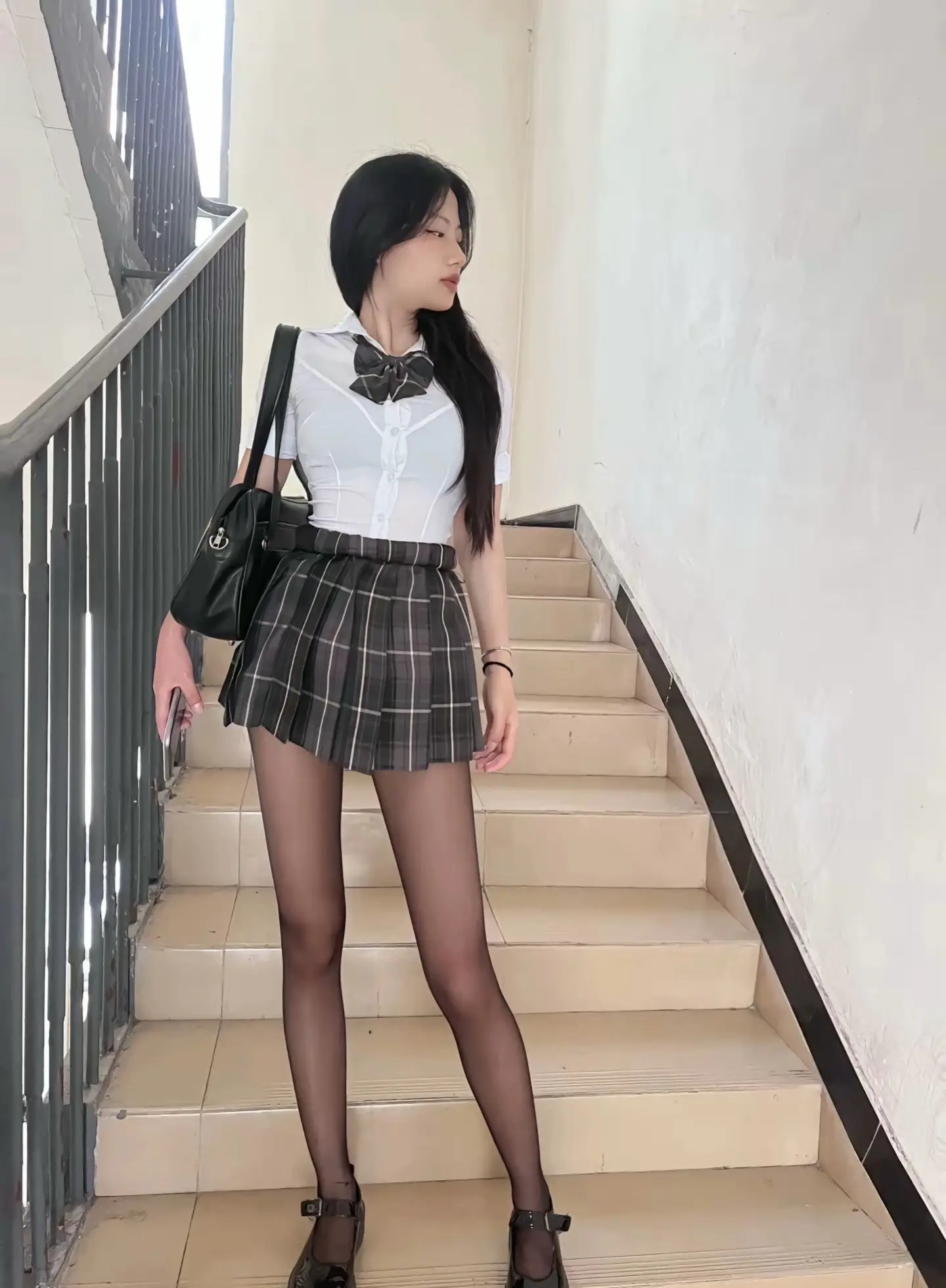 来做大哥的人