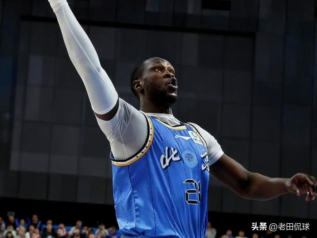 麦基将替换马帝昂…随着麦基的到来，马帝昂将离开北汽了，而他也比较顺利在海外找到了