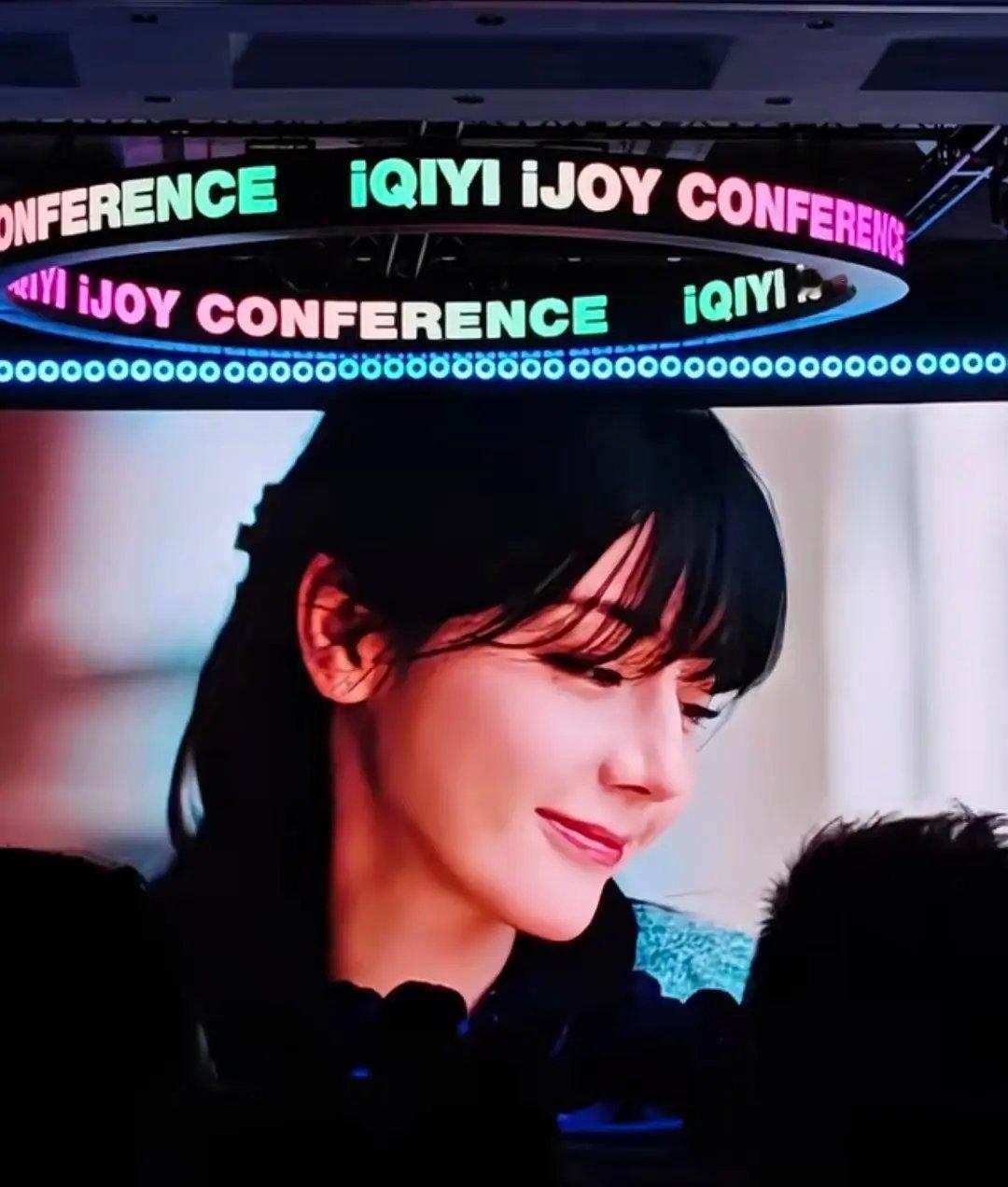 迪丽热巴颜值怎么突然下降了？ 