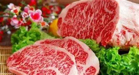 就问一下，澳大利亚还嘴贱吗？
中澳关系这几年起起伏伏，本来从2020年开始闹得挺