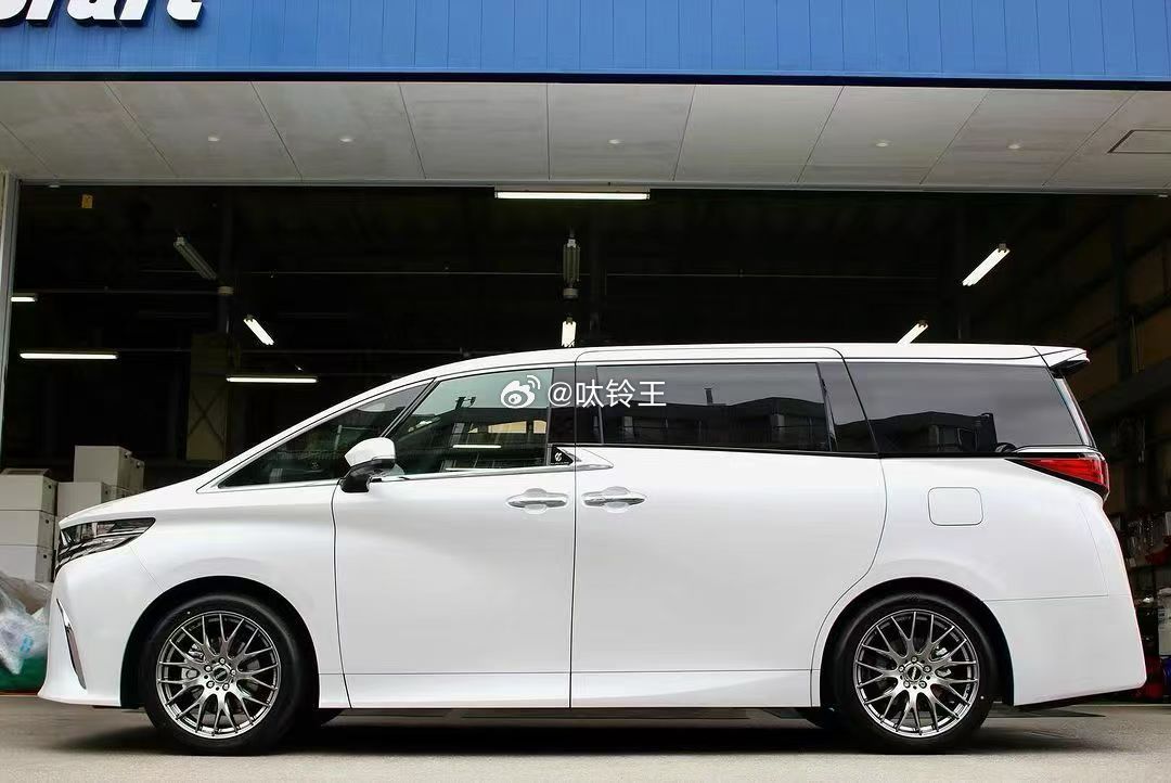 现货全新日本进口RAYS  2X9PLUS，20寸，8.5J ET38 5X12