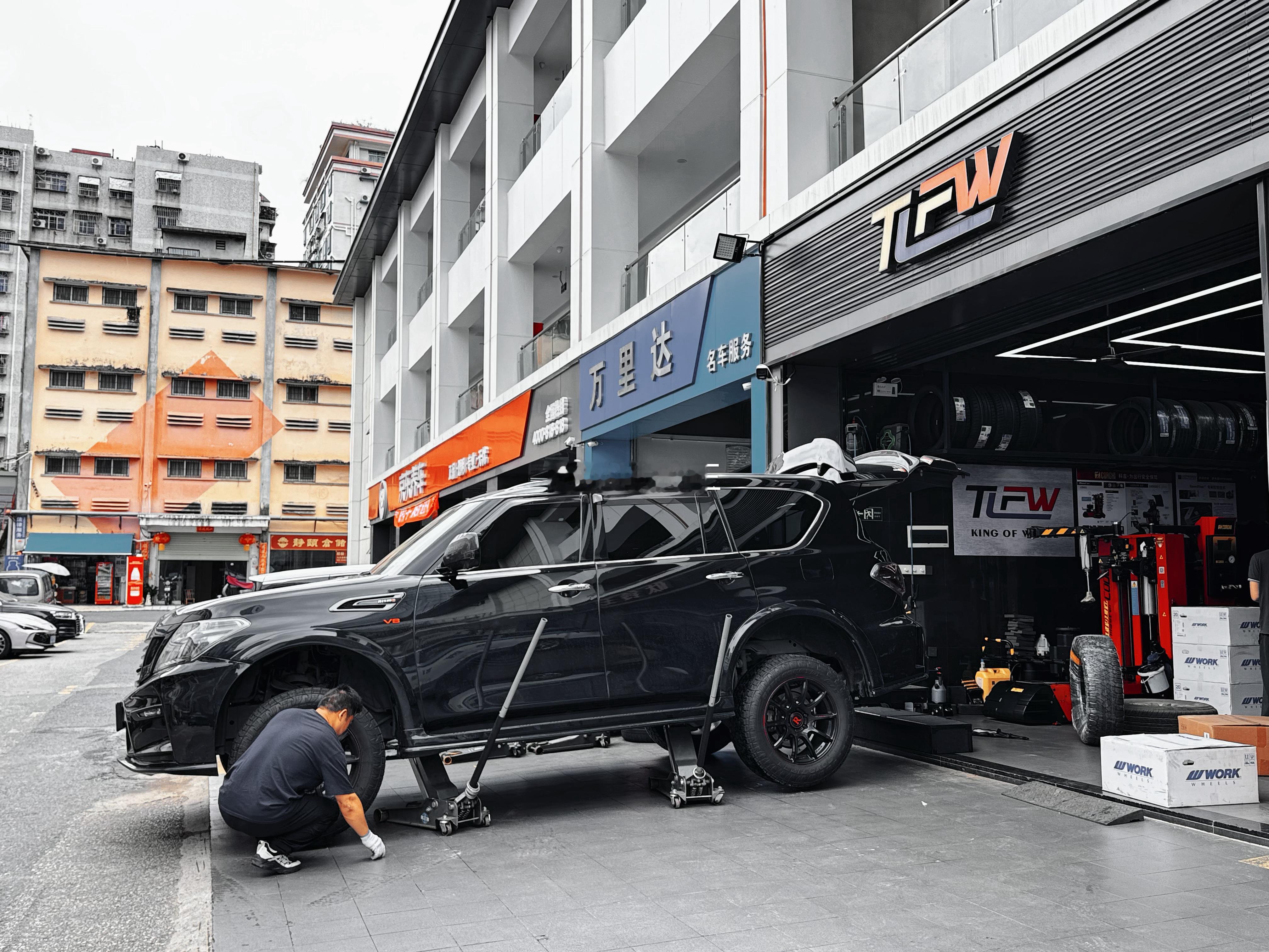 日产途乐，开工换新鞋 