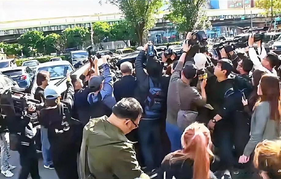 12月23日凌晨的最新消息，速报，全都不容错过，第五条：日本广岛县议会敦促政府坚