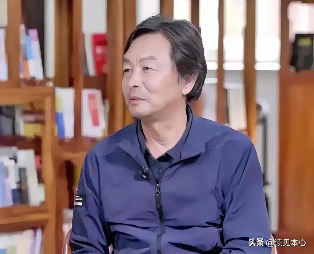 北大才子刘震云，再次语出惊人，他说：“人老了，不受儿女待见，不是因为没存款，也不