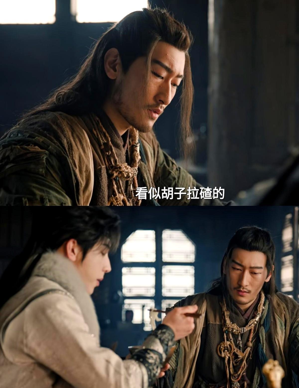 张雅欣练了仨月，声音压低，筋骨硬掰，真把自己掰成了男剑客。
不是贴喉结、穿宽袍那