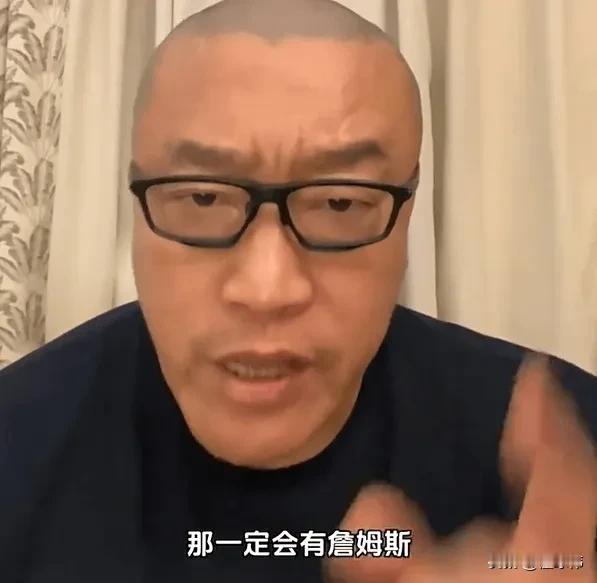 湖人历史最佳阵容，有詹姆斯的一席之地吗？

马健认为，詹姆斯绝对可以进入湖人的最