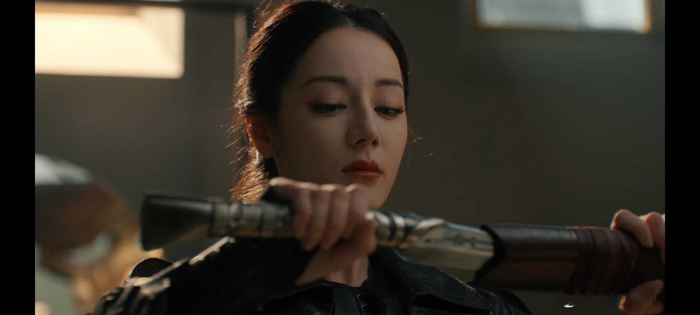 迪丽热巴眼技一帧一种决绝 热巴的眼神戏真的很可以！！！ 