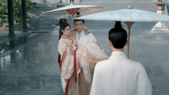 拍古偶的也不是多瞧得起古偶。 ​​​