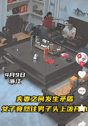 如果你耐心看完第二段视频，一定会改变当初的想法。
世上没有无缘无故的爱，也没有无