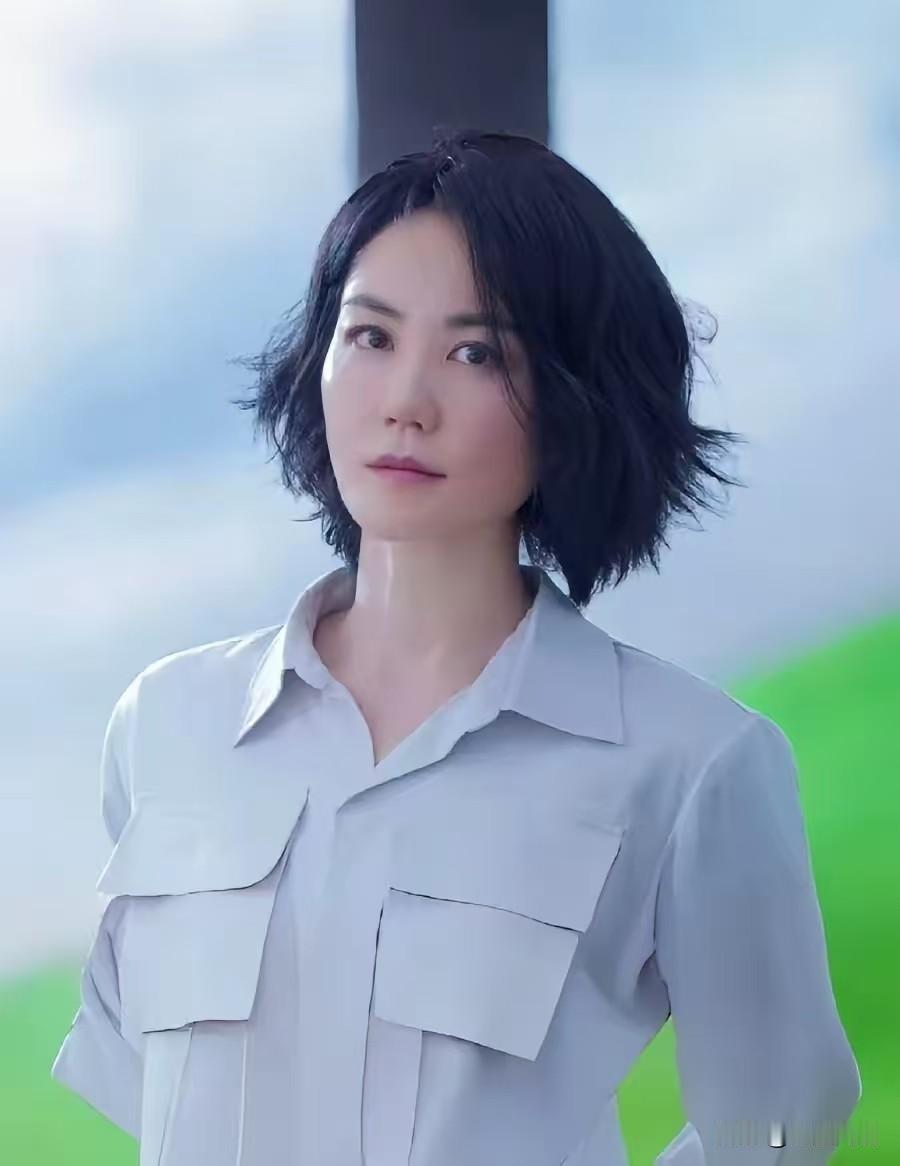 难怪王菲一天那么佛系，
因为她是真的很有钱。
谢贤去世，网传一个亿左右中的大头遗
