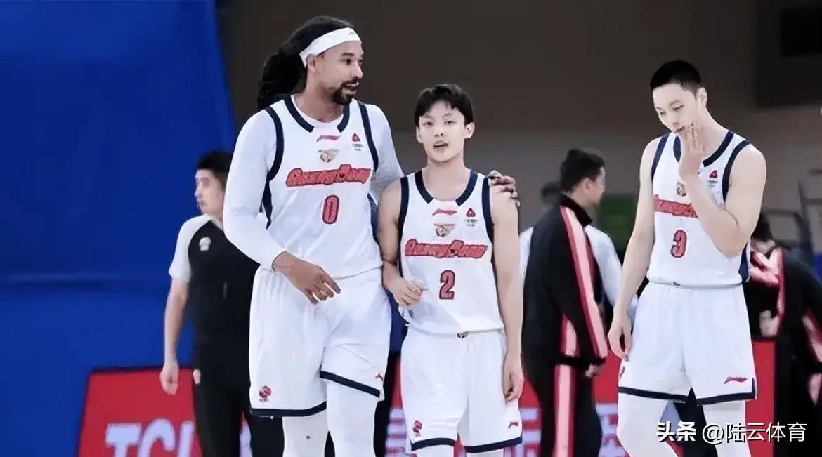 CBA24轮，广东队不敌新疆，是情理之中，绝非意外，几点问题：

1. 留用萨林