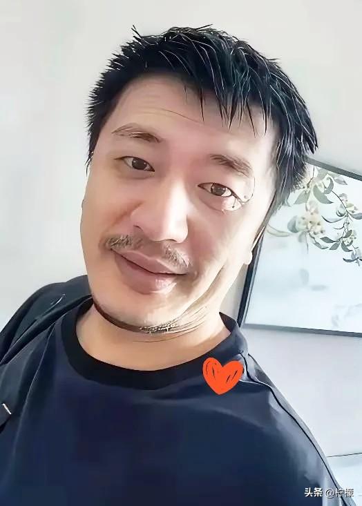 张雪峰能有今天的成就，
靠的资本你可能真想不到，
多数人确实达不到那个份上。他的