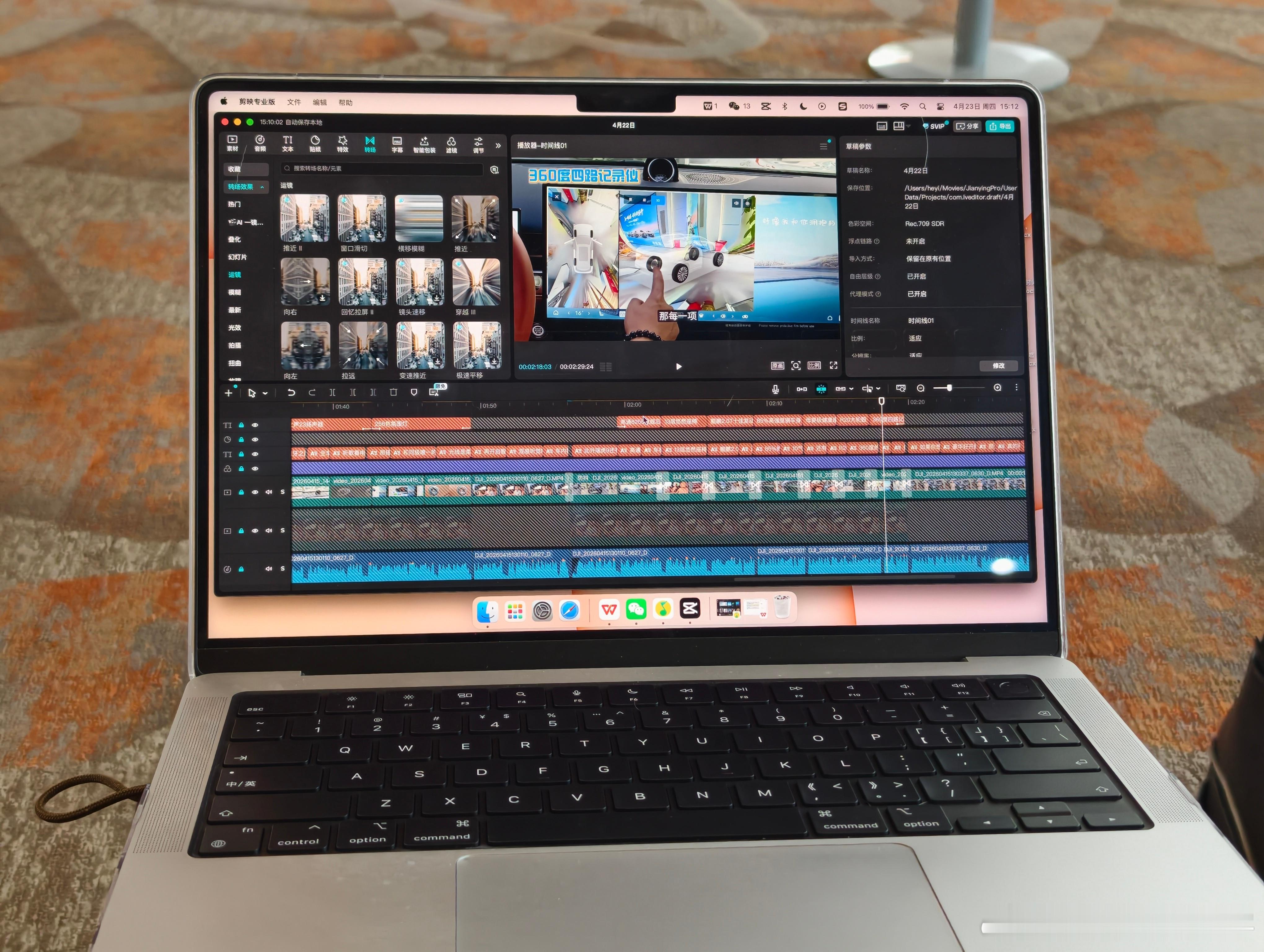 人都麻了，这个月已经不知道是第几次因为飞机延误在登机口赶视频了…